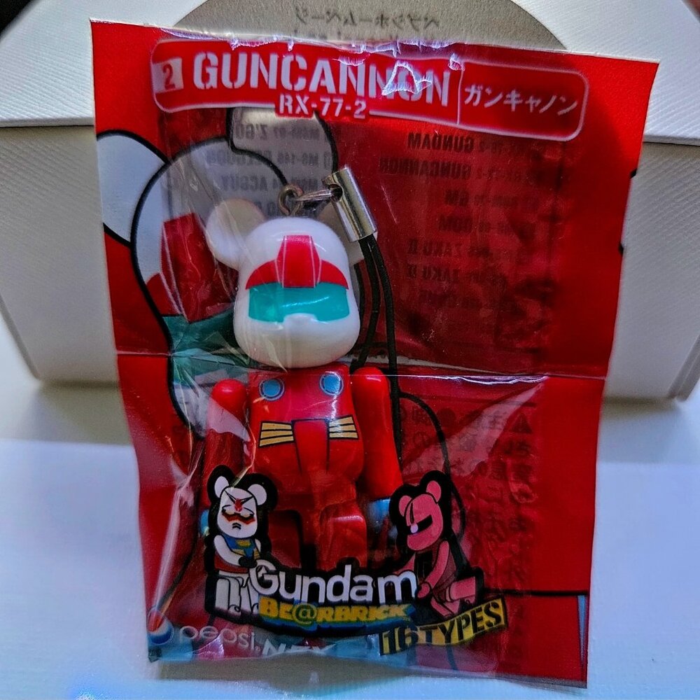 Medicom Bearbrick Gundam "GUNCANNON Vol 2 Pepsi NEX 70% Toy Keychain Mini Figure